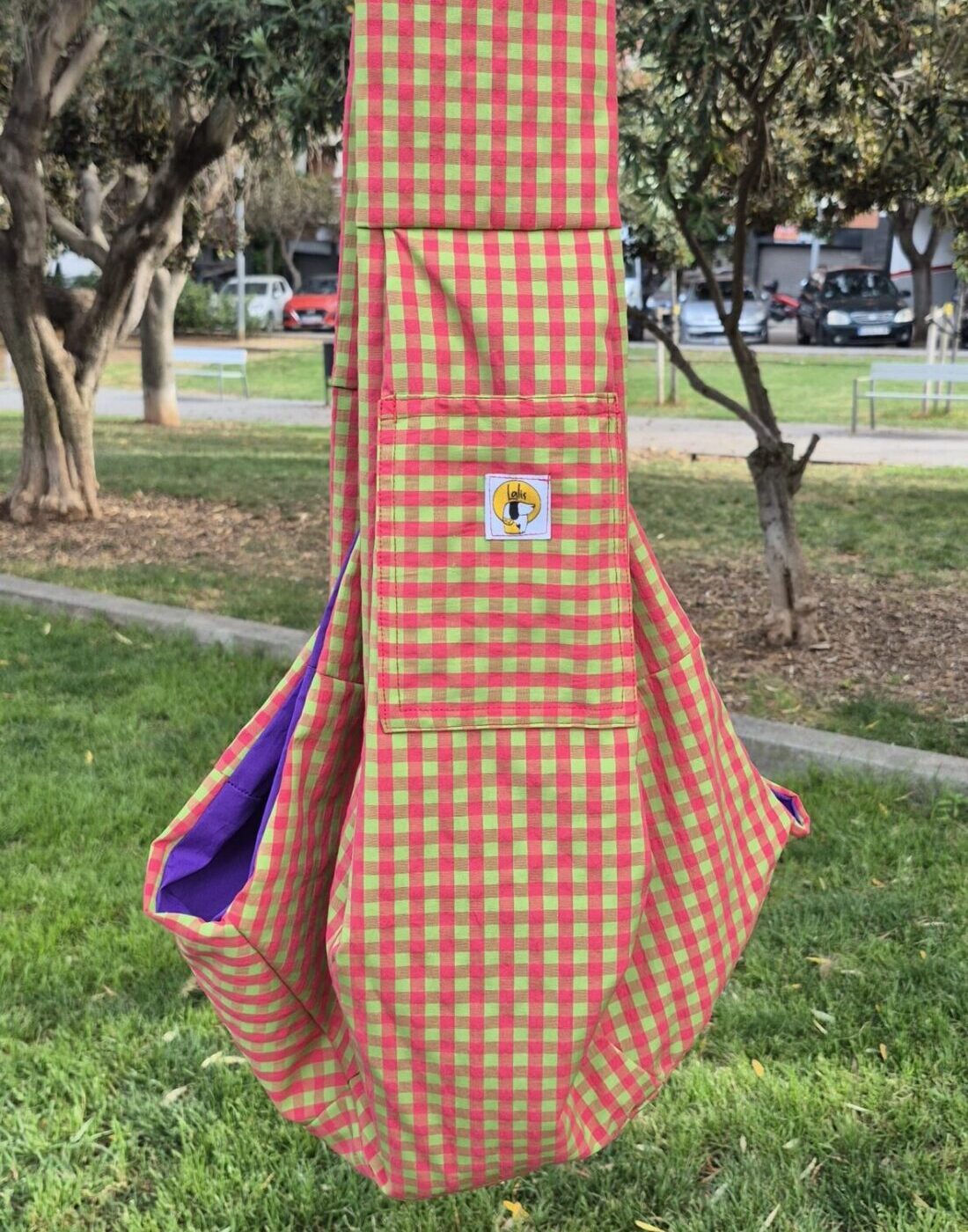 Bolso bandolera Vichy verde y naranja para llevar perros pequeños - Imagen 5